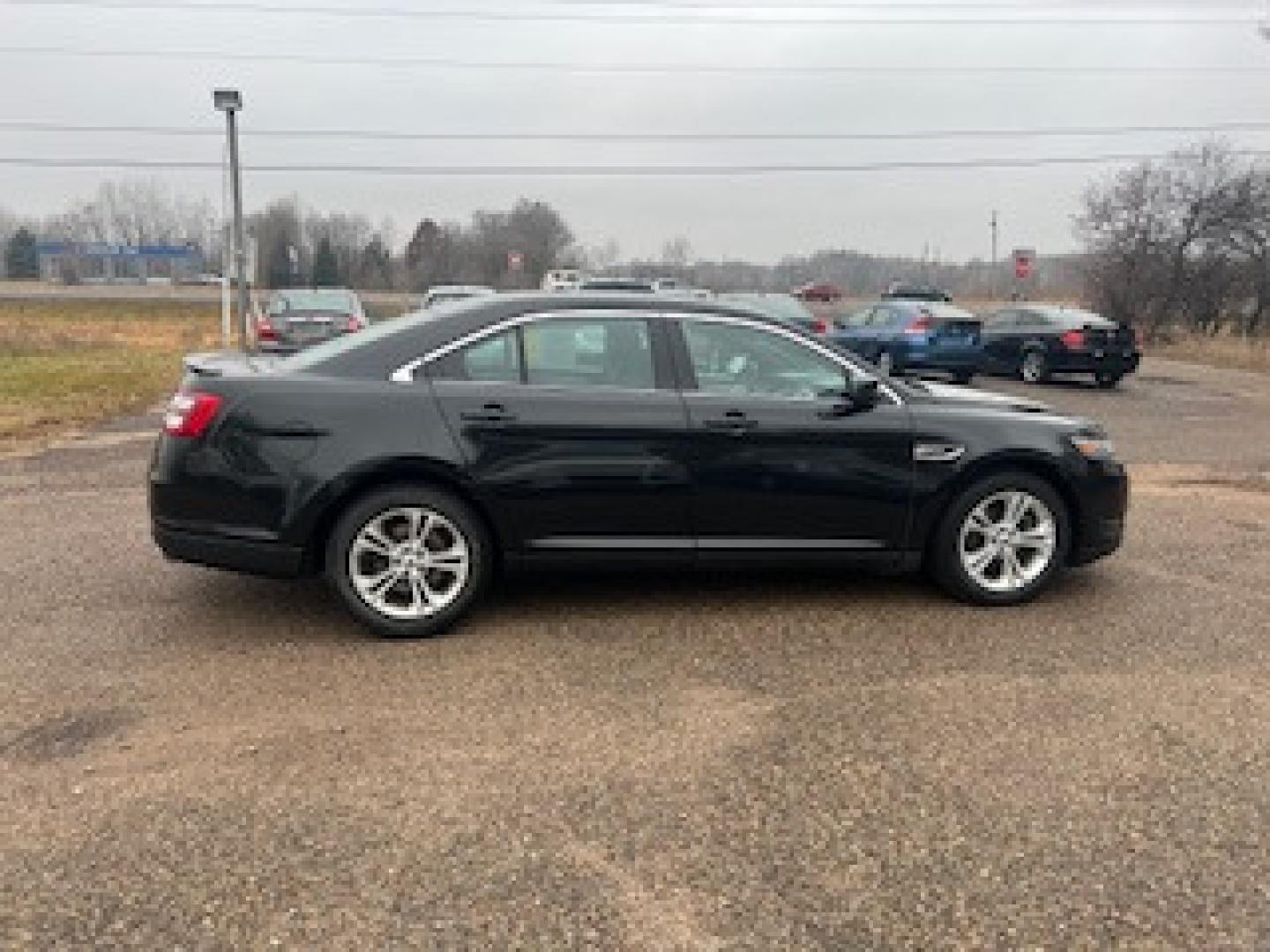 2013 Ford Taurus (1FAHP2E89DG) , located at 17255 hwy 65 NE, Ham Lake, MN, 55304, 0.000000, 0.000000 - Photo#5